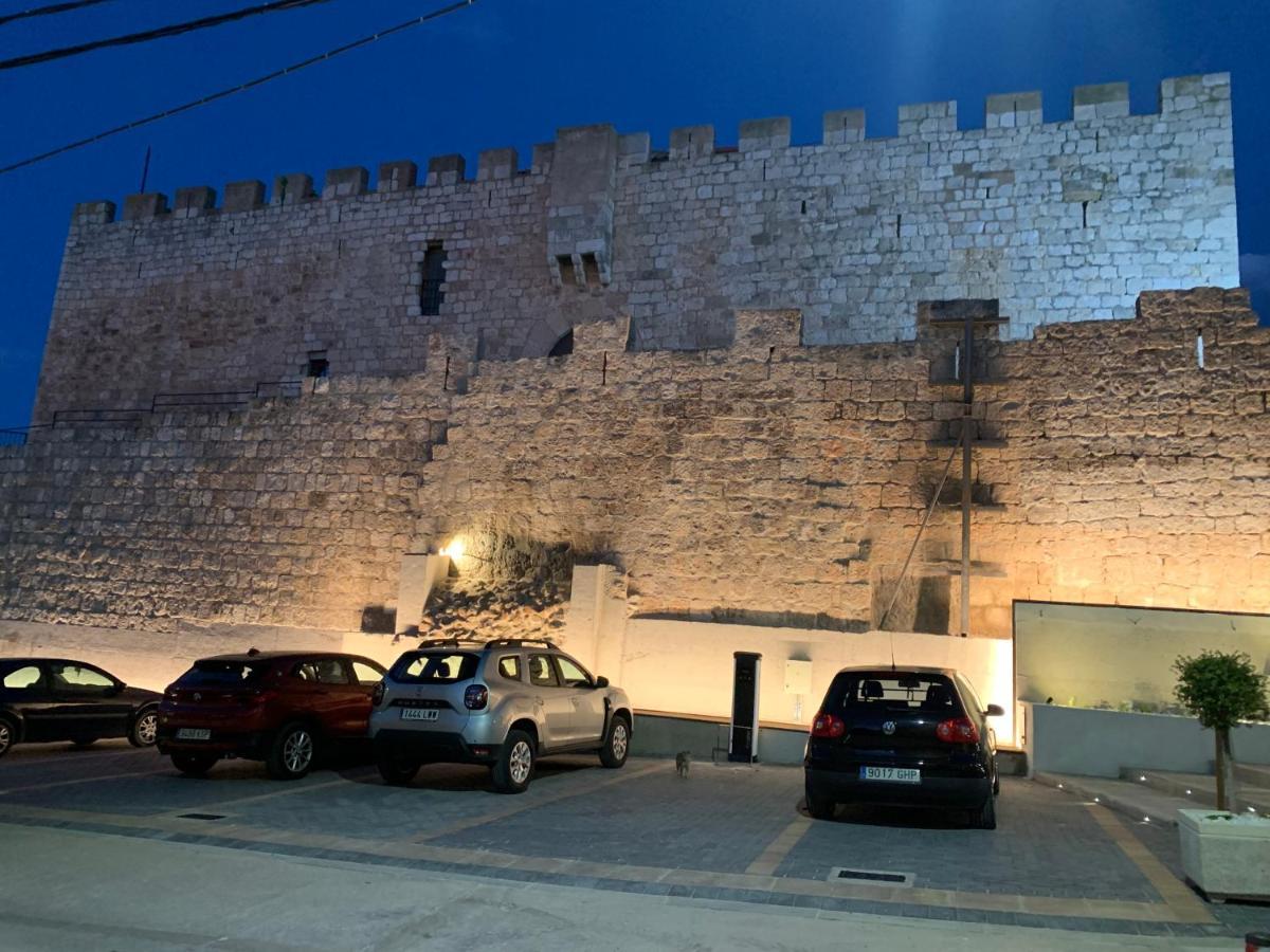 Castillo De Grisel ภายนอก รูปภาพ